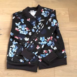 XL children’s Adidas stylish sports sweater